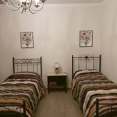 Holiday home Casa Parrinello Etna *